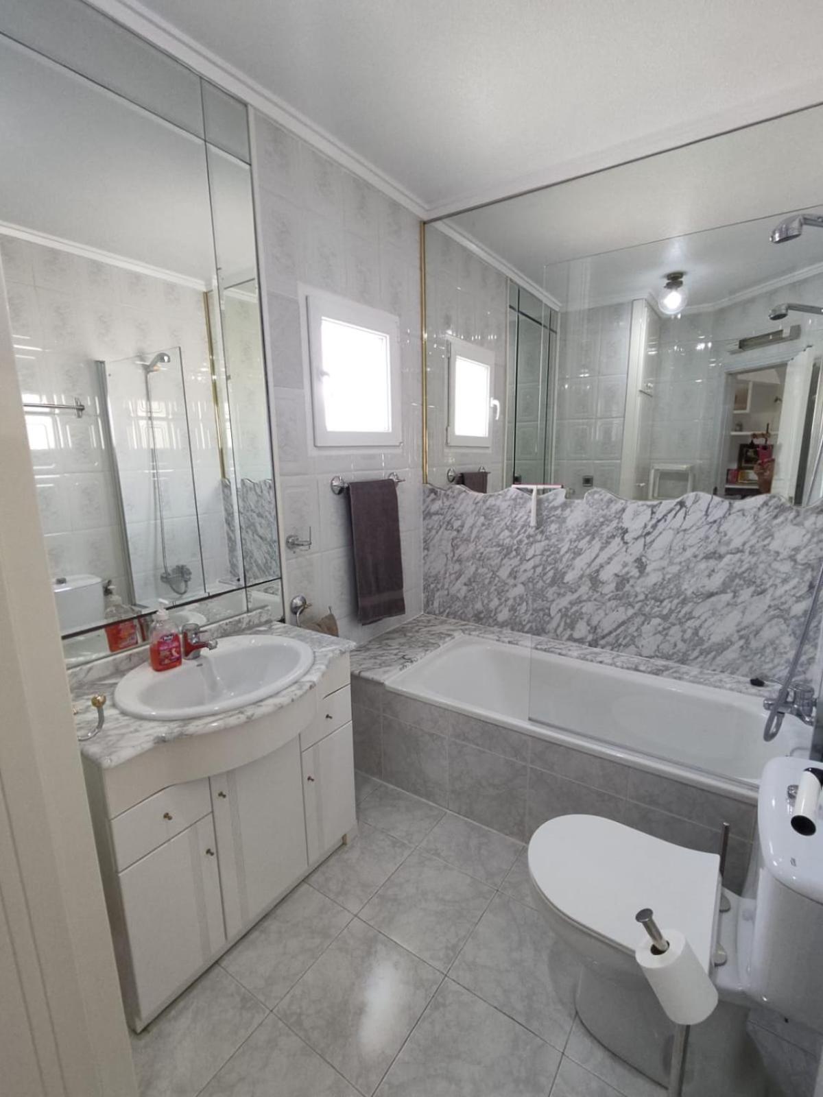 Schoenes Ruhiges Rooftop Apartment Mit Grosser Dachterrasse Торевиеха Екстериор снимка