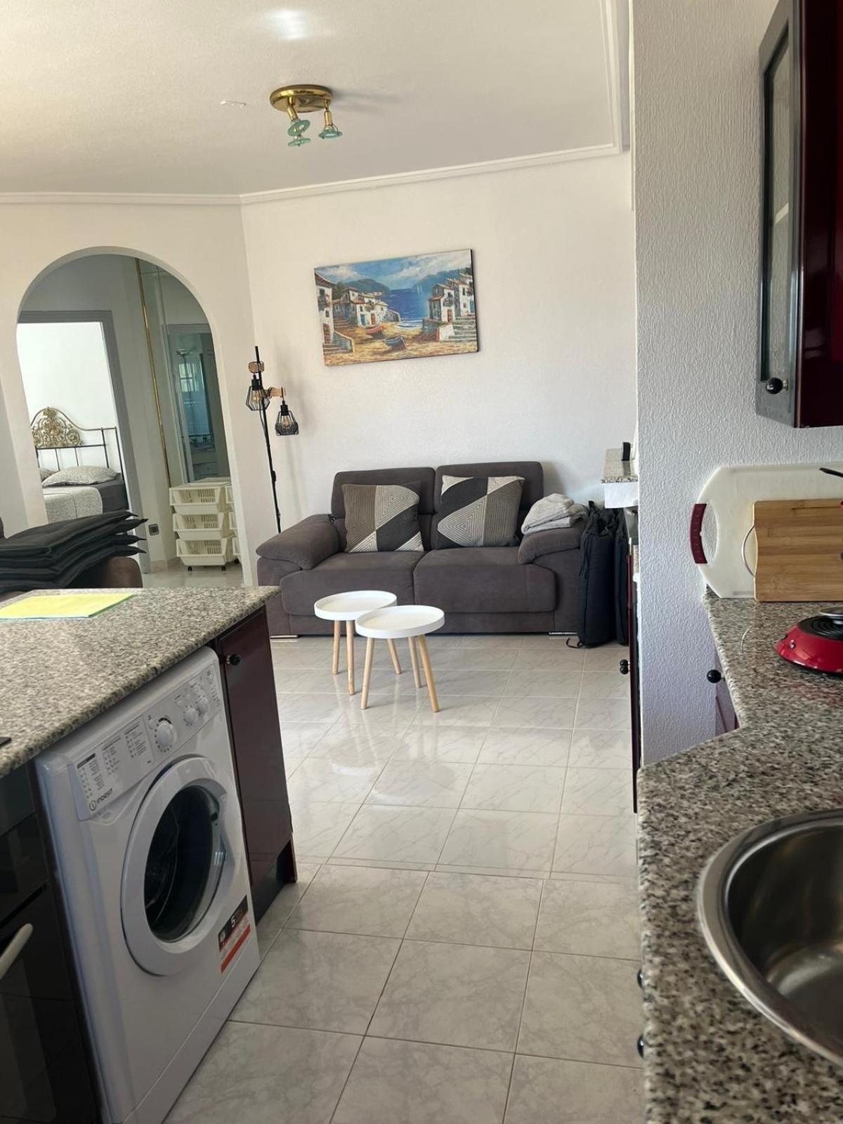 Schoenes Ruhiges Rooftop Apartment Mit Grosser Dachterrasse Торевиеха Екстериор снимка